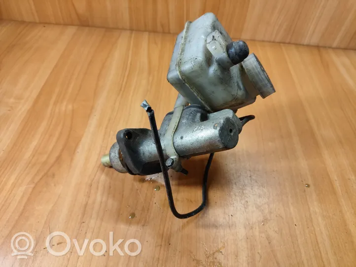 Peugeot 405 Główny cylinder hamulca 3350881761