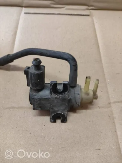 Volkswagen Caddy Vacuum valve 1K0906627A