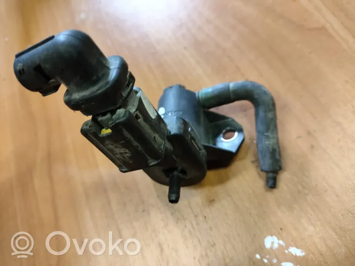 Peugeot 208 Vacuum valve 9688124580