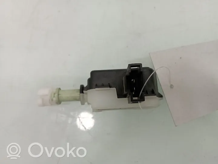 Toyota Avensis T250 Fuel tank cap lock motor 7703005030