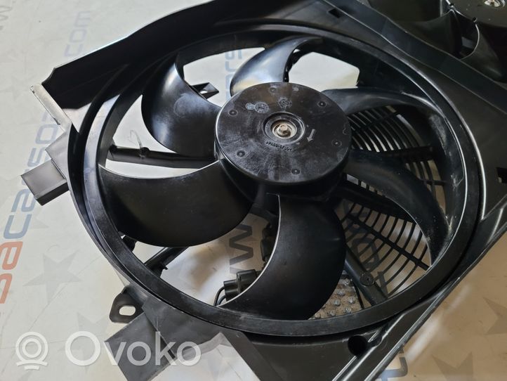 Nissan Leaf I (ZE0) Convogliatore ventilatore raffreddamento del radiatore 214813NA0A