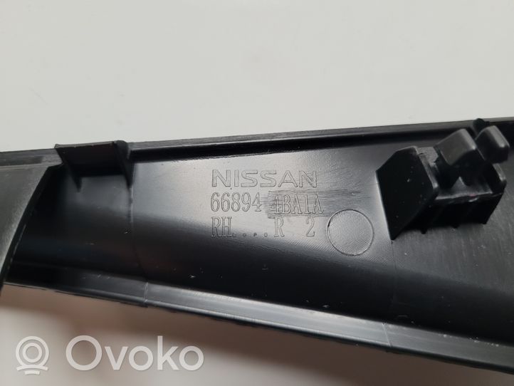 Nissan Rogue Panel wykończeniowy błotnika 668944CL0A