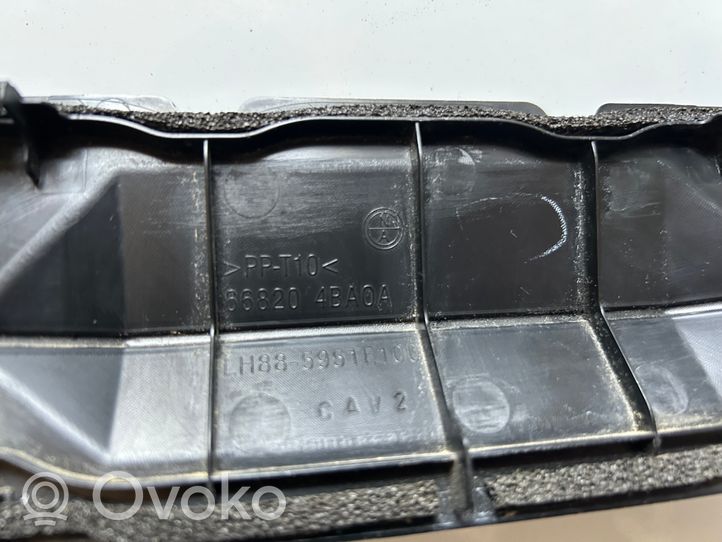 Nissan Rogue Stikla tīrītāja slotiņas 668204BA0A