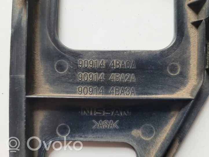 Nissan X-Trail T32 Listwa oświetlenie tylnej tablicy rejestracyjnej 909144BA2A