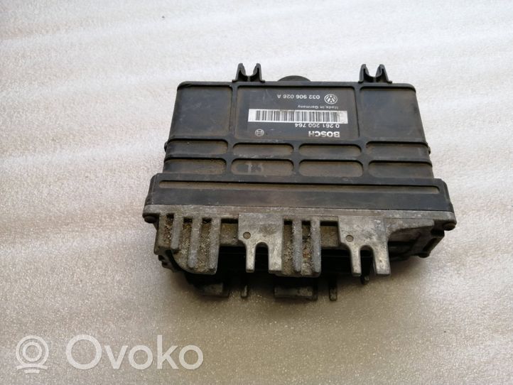 Volkswagen Golf III Sterownik / Moduł ECU 032906026A