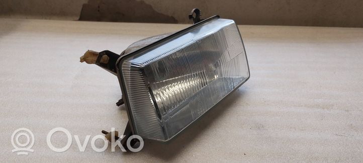 Audi 80 90 B2 Передняя фара 301129120