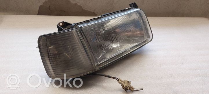 Volkswagen PASSAT B3 Lampa przednia 13348000