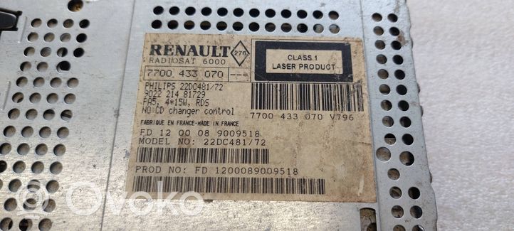 Renault Laguna I Unité principale radio / CD / DVD / GPS 7700433070