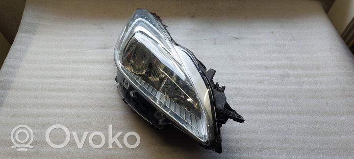 Peugeot 508 Lampa przednia 9678393280