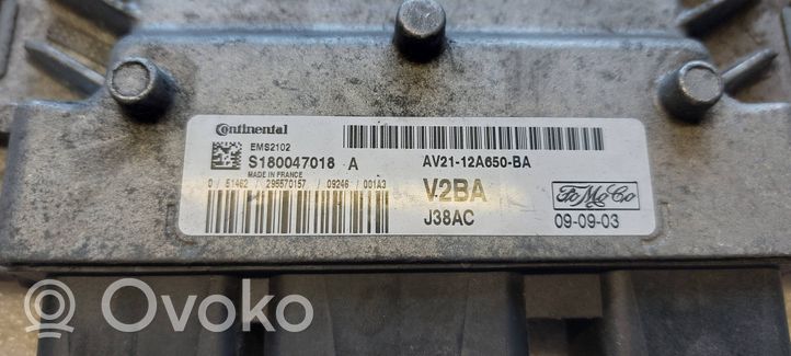 Ford Fiesta Sterownik / Moduł ECU AV2112A650BA