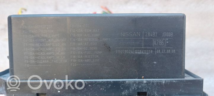 Nissan Qashqai Ramka / Moduł bezpieczników 284B7JD00B