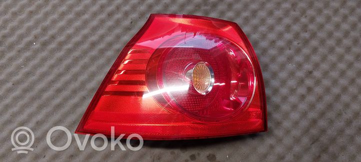 Volkswagen Golf V Lampa tylna 1K6945095J