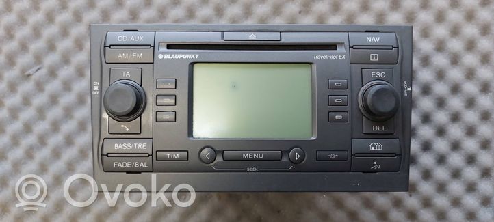 Ford Mondeo Mk III Radio/CD/DVD/GPS-pääyksikkö 3S7T18K931CB