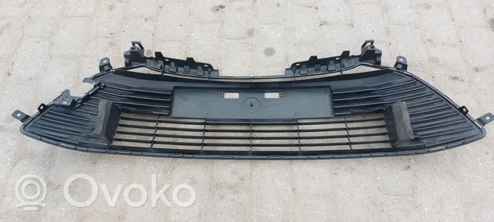 Toyota Corolla E210 E21 Grille inférieure de pare-chocs avant 5311202B50