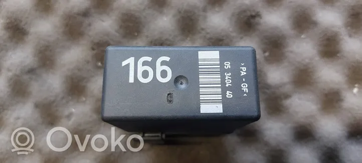 Volkswagen Golf III Przekaźnik / Modul układu ogrzewania wstępnego 028906124B