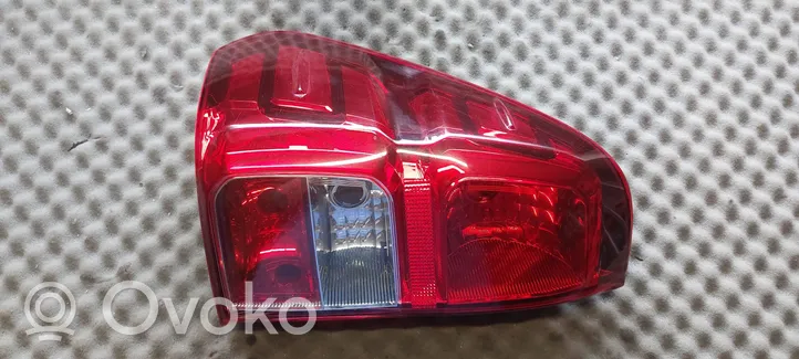 Toyota Hilux (AN120, AN130) Rear/tail lights 