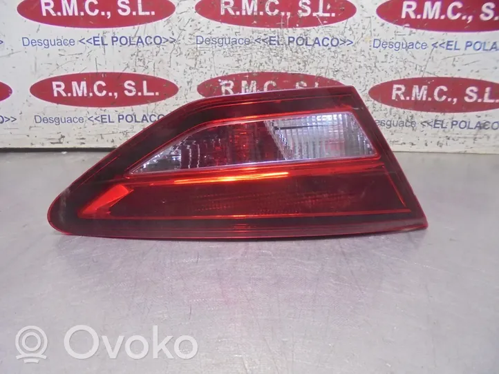 Seat Leon IV Lampy tylnej klapy bagażnika 