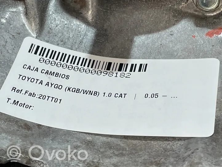 Toyota Aygo AB10 Manuaalinen 6-portainen vaihdelaatikko 20TT01