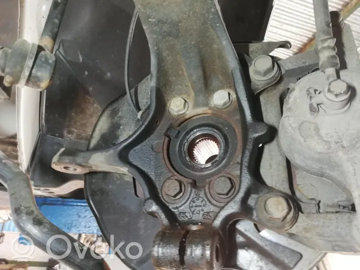 Nissan Qashqai Zwrotnica koła tylnego 555014EG0A