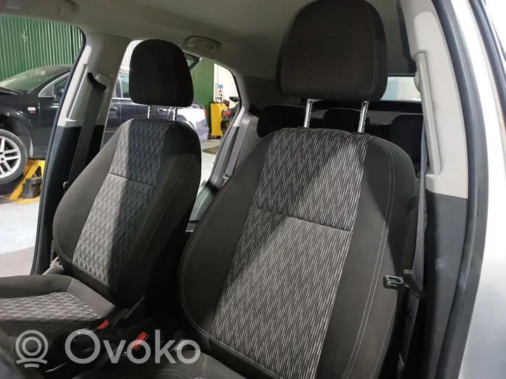 Opel Mokka Fotel przedni kierowcy 