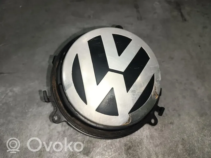 Volkswagen PASSAT Loading door exterior handle 1K0827469D