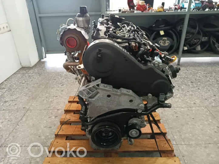Volkswagen PASSAT Engine CFF