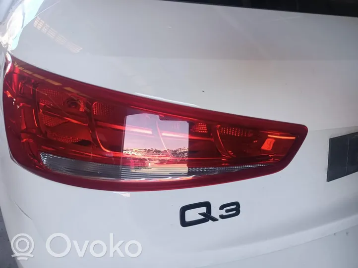 Audi Q3 8U Galinis žibintas kėbule 8U0945093