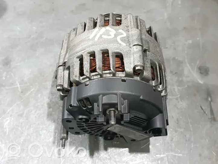 Volkswagen PASSAT Alternator 03L903023B