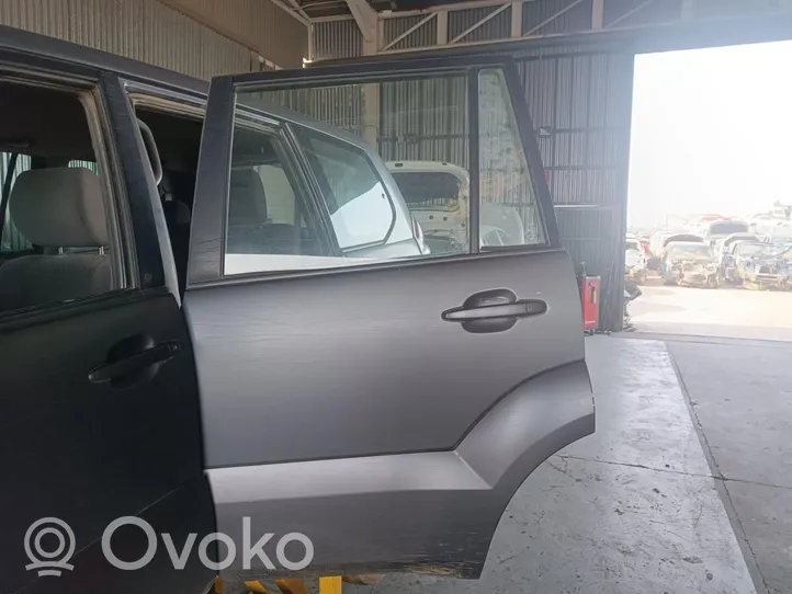 Toyota Land Cruiser (J120) Rear door 