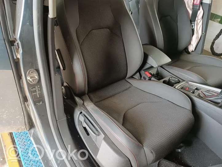 Seat Leon (5F) Front passenger seat 