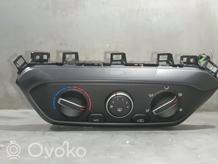 Hyundai i20 (GB IB) Oro kondicionieriaus/ klimato/ pečiuko valdymo blokas (salone) 97250Q0010