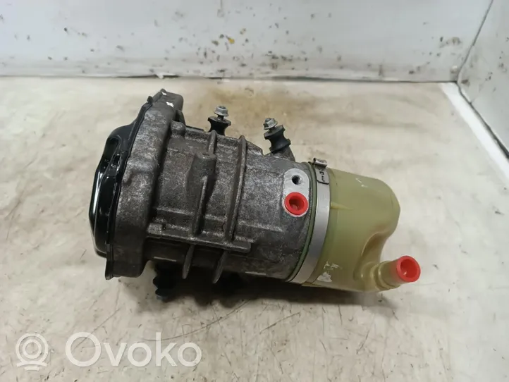 Volvo S80 Ohjaustehostimen pumppu 31387595