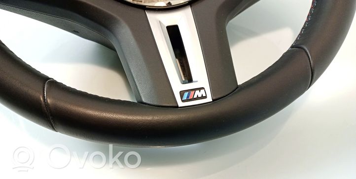 BMW M5 F90 Ohjauspyörä 021105