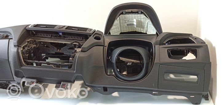 BMW 1 F20 F21 Panelė 021480