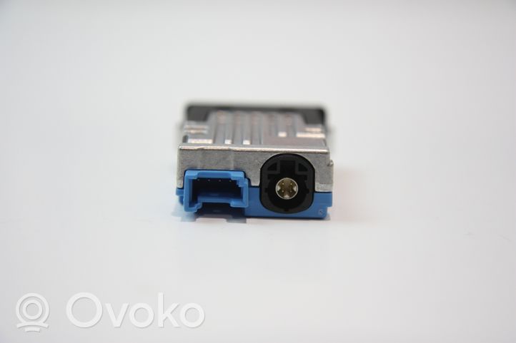 BMW X7 G07 Gniazdo / Złącze USB 016850