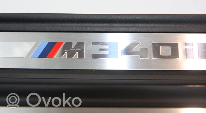 BMW 3 G20 G21 Priekinio kėbulo slenksčio apdaila 018595