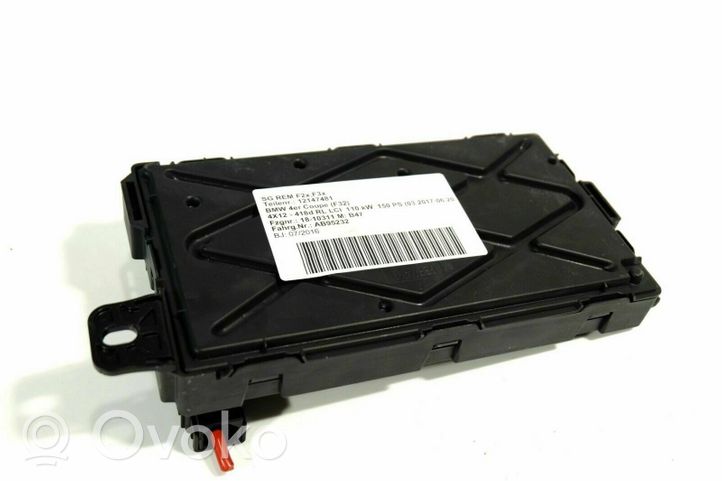 BMW 2 F22 F23 Module confort 002777