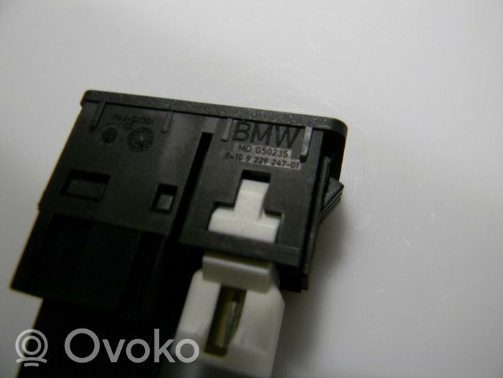 BMW 1 F20 F21 Connettore plug in USB C00599