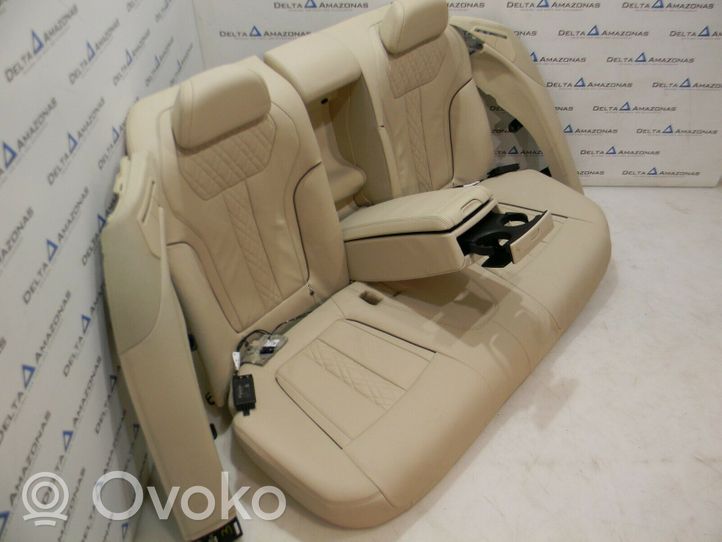 BMW 7 G11 G12 Sėdynių komplektas C00329