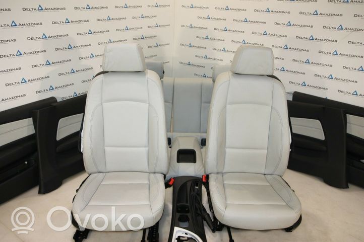 BMW 1 E82 E88 Seat set 011541