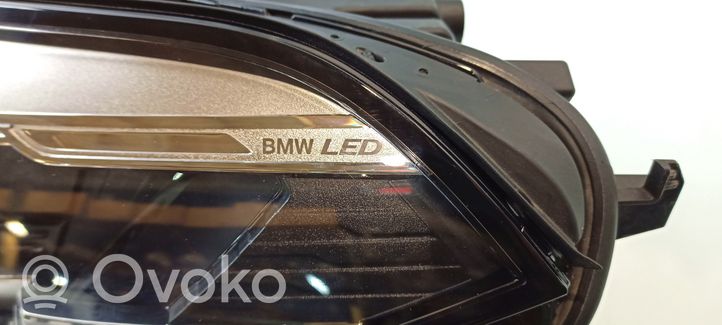 BMW X5 G05 Etu-/Ajovalo 024076