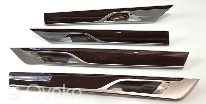 BMW 7 G11 G12 Etuoven lista (muoto) 024320