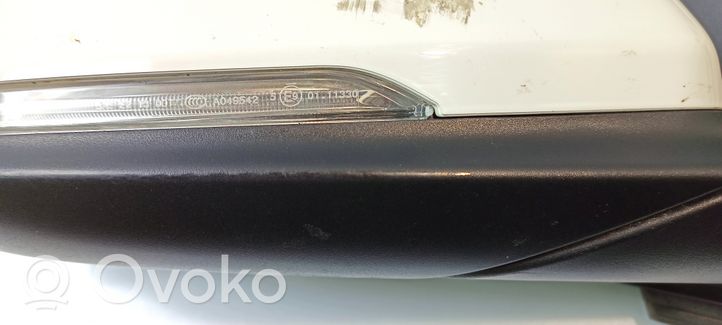 BMW 2 F46 Elektryczne lusterko boczne drzwi przednich 024208