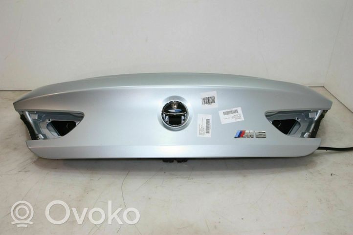 BMW 6 F06 Gran coupe Takaluukun/tavaratilan kansi K002043