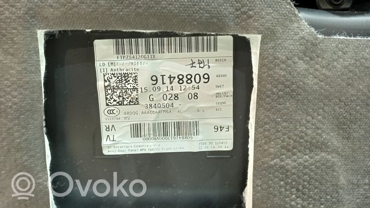 BMW 2 F45 Boczki / Poszycie drzwi przednich 022648