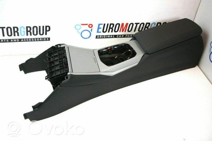 BMW 3 G20 G21 Console centrale 014311