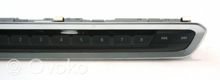 BMW X5 G05 Przyciski / Przełącznik regulacji głośności 016974