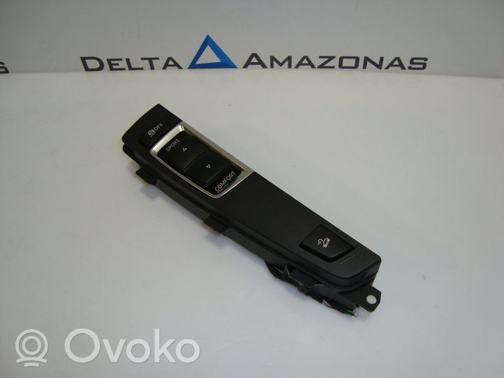 BMW 5 F10 F11 Unité de commande console centrale C00887