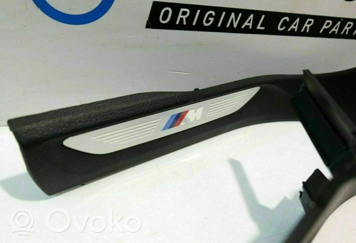 BMW X5 F15 Priekinio kėbulo slenksčio apdaila 004788