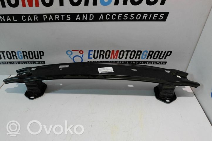 BMW 2 F22 F23 Traversa del paraurti posteriore 005425